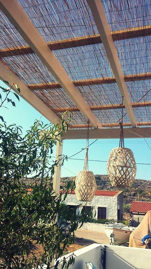 Pontamos Villas Chalki Town エクステリア 写真